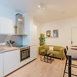 Center - One-bedroom Daire *