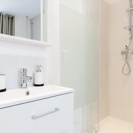 Center - One-bedroom *